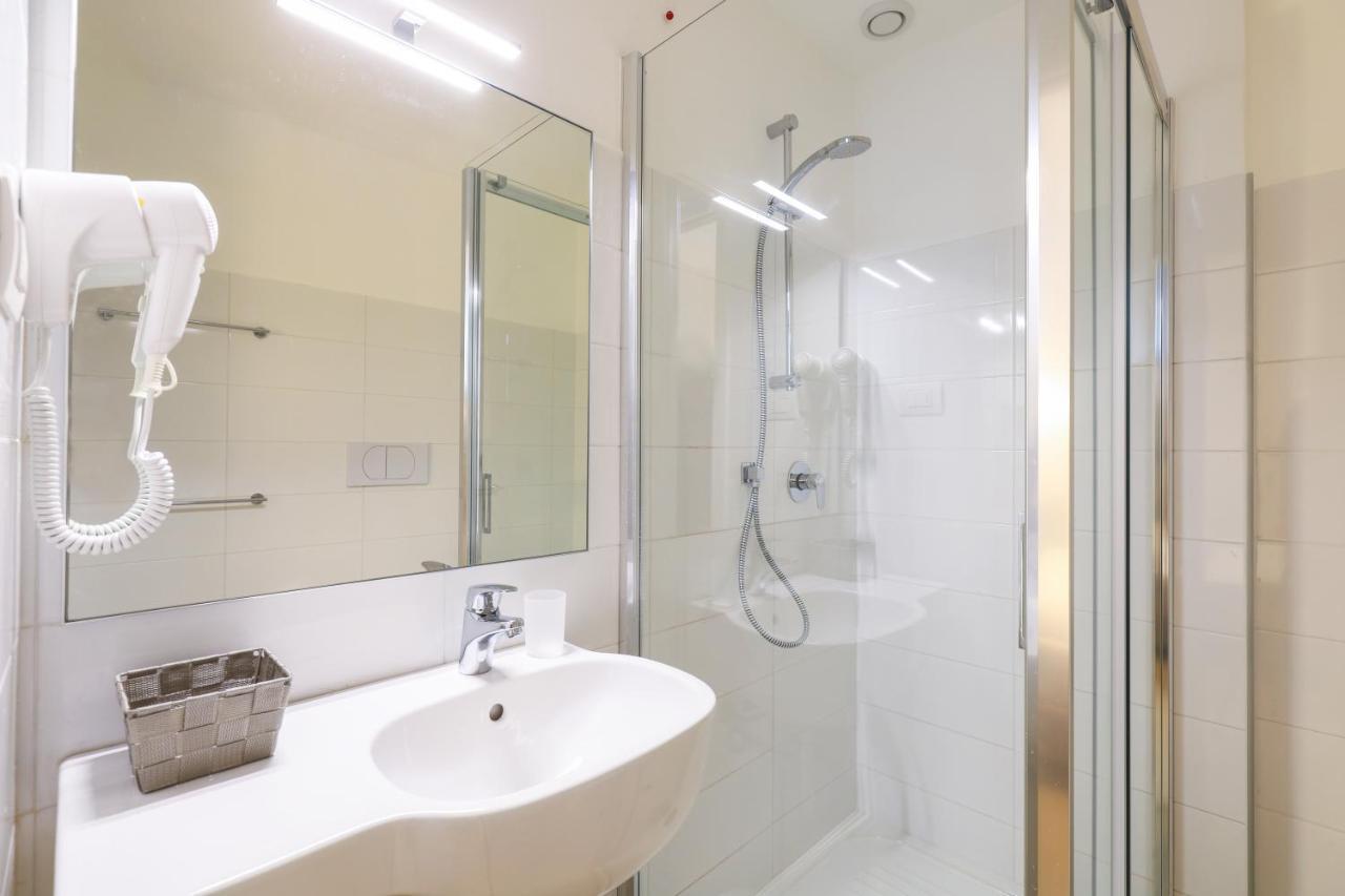 Bellami Hotell Milano Exteriör bild