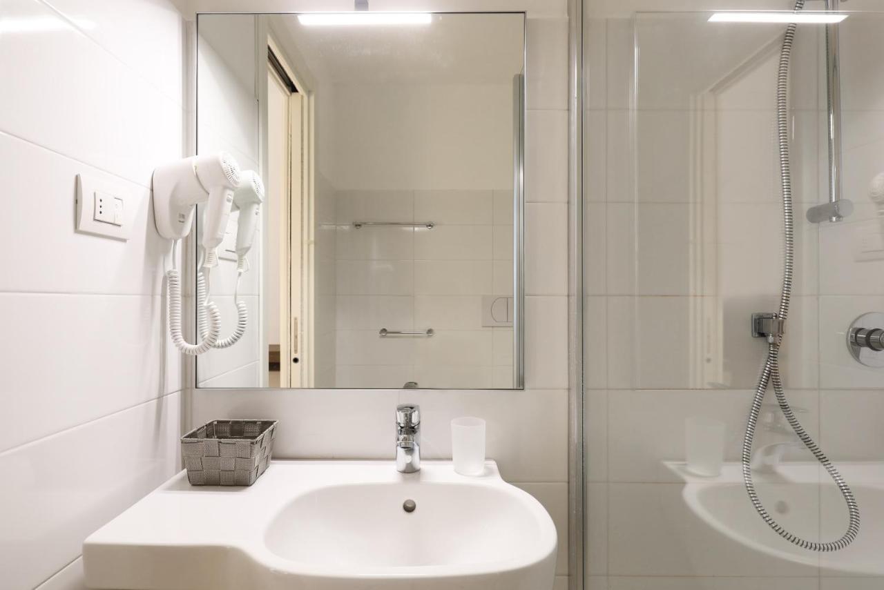 Bellami Hotell Milano Exteriör bild